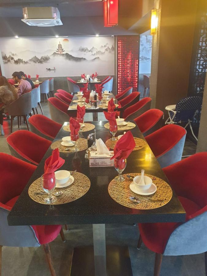 Space Luxury Rental Suites Rawalpindi Esterno foto