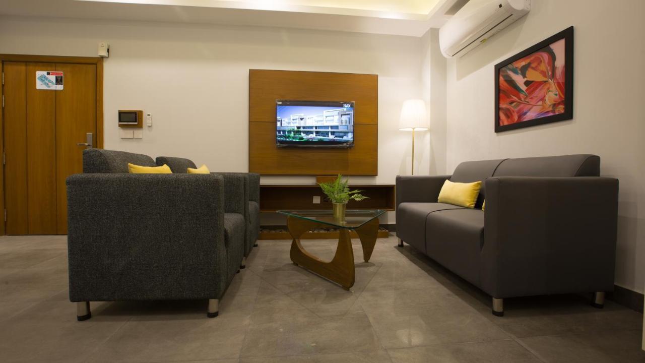 Space Luxury Rental Suites Rawalpindi Esterno foto