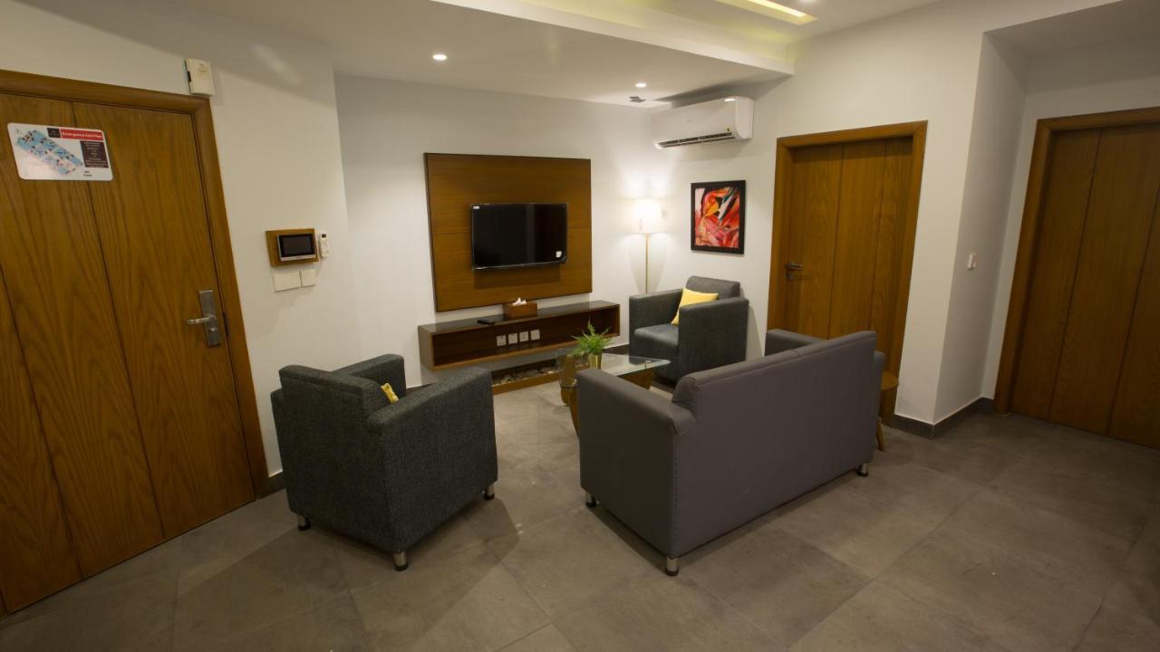 Space Luxury Rental Suites Rawalpindi Esterno foto