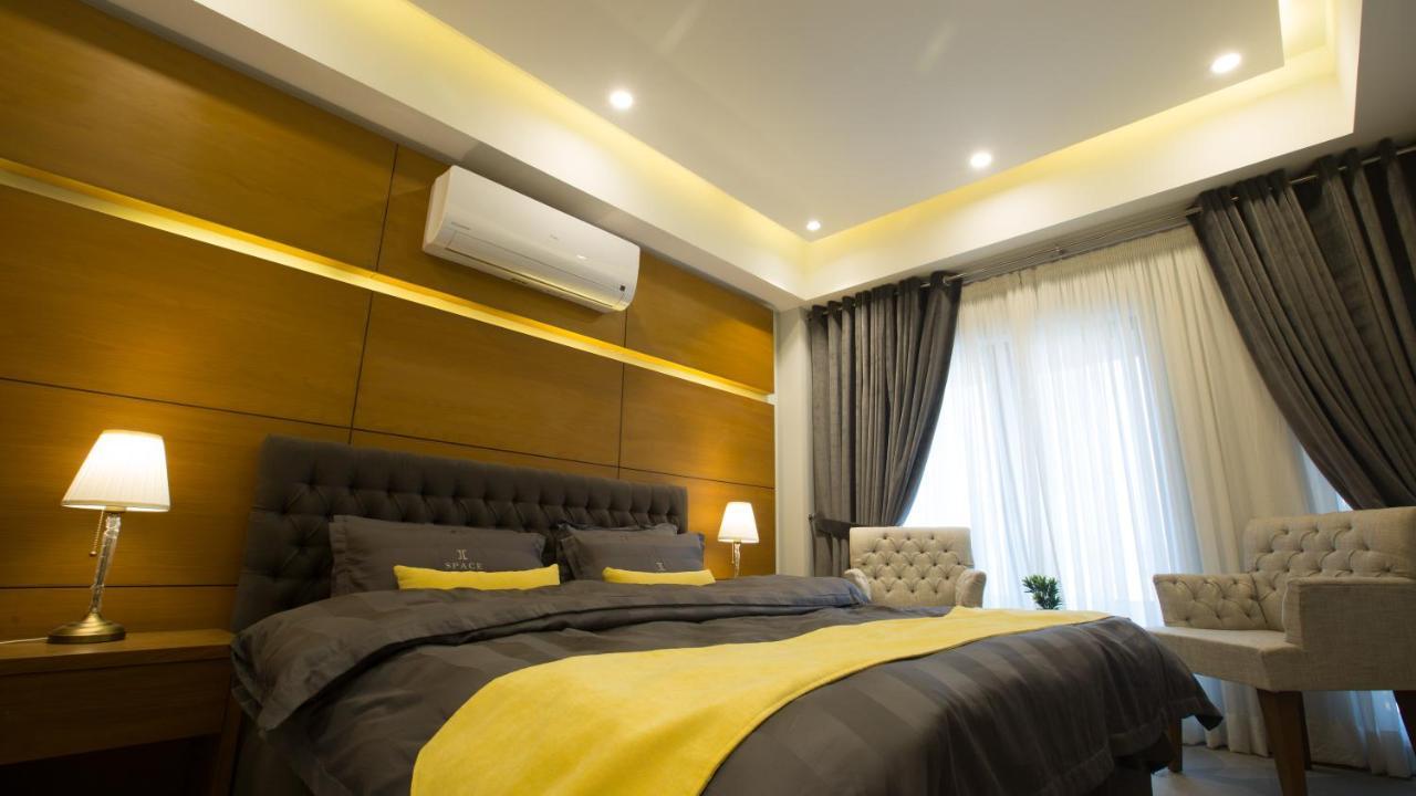 Space Luxury Rental Suites Rawalpindi Esterno foto