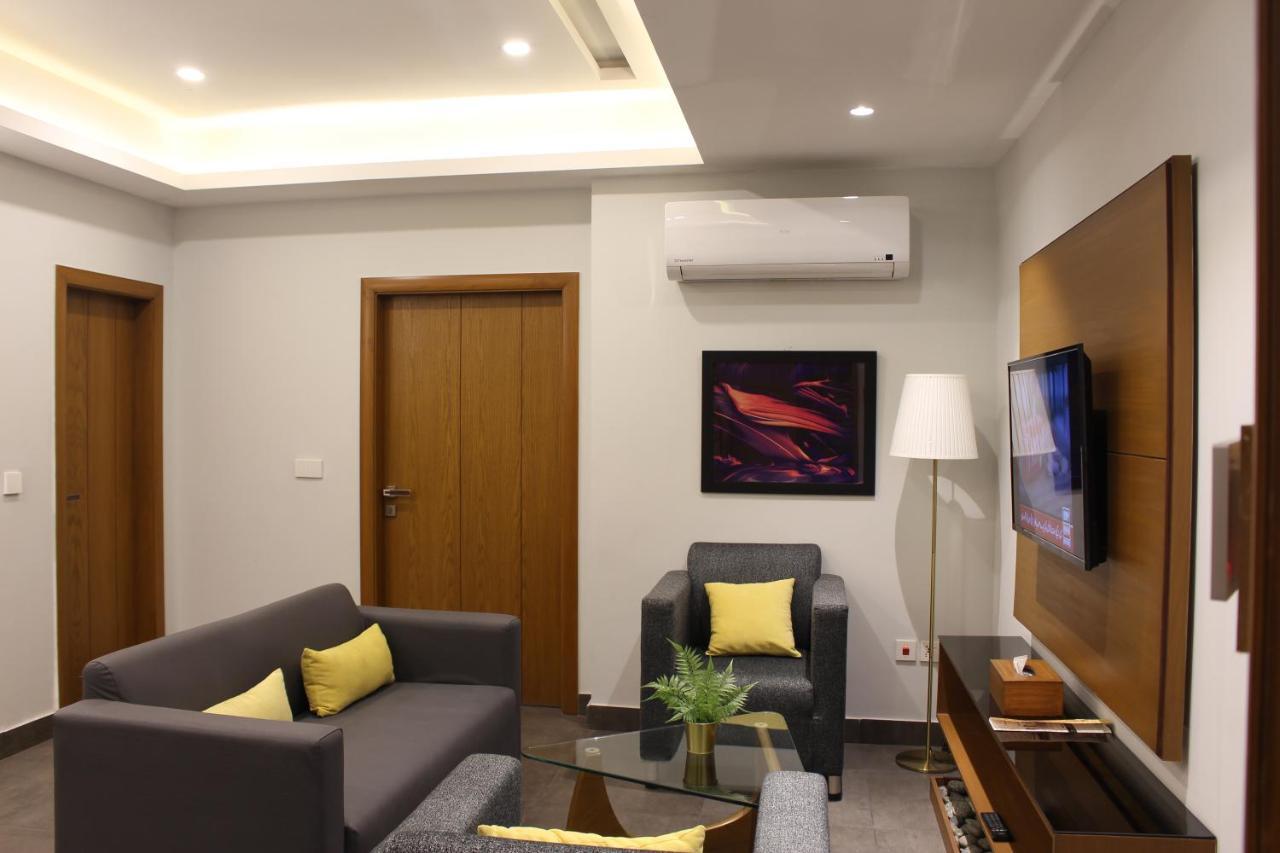 Space Luxury Rental Suites Rawalpindi Esterno foto