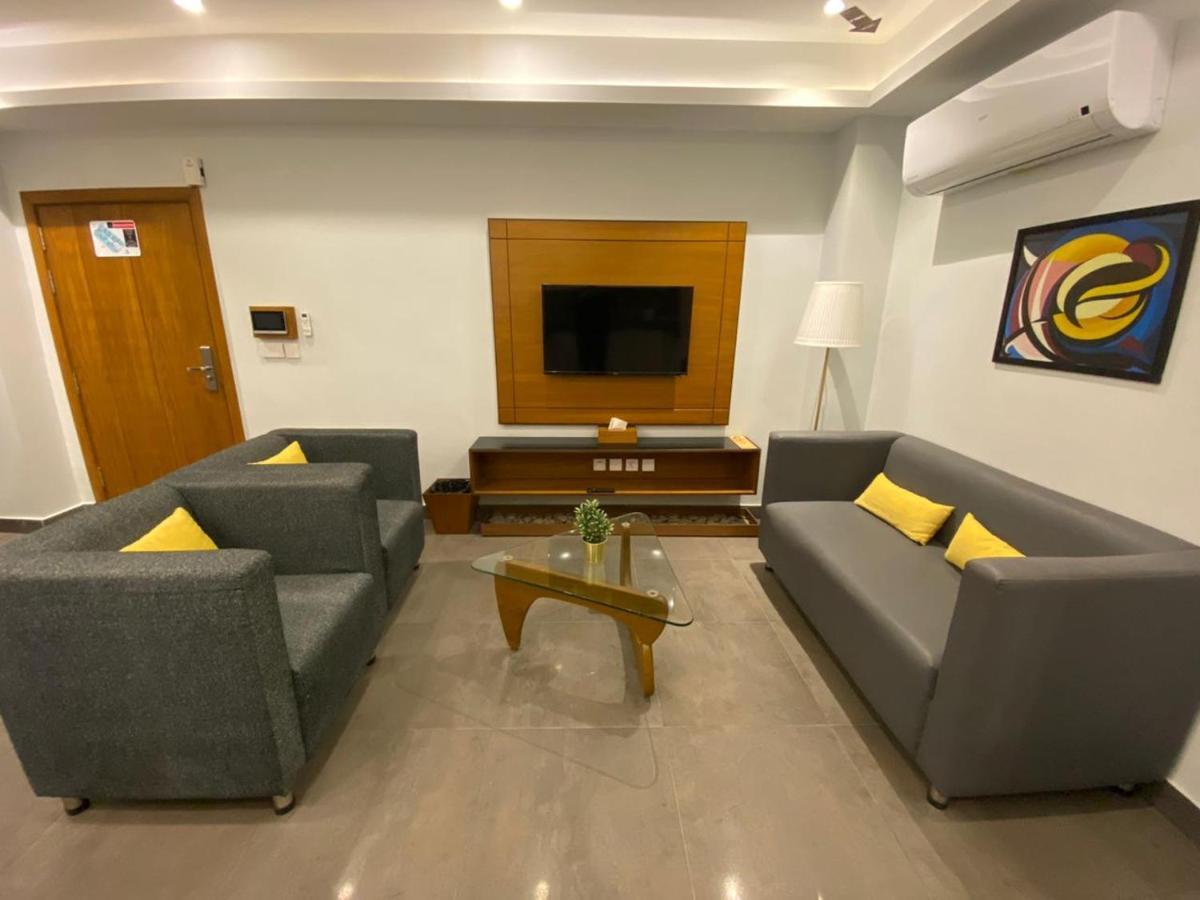 Space Luxury Rental Suites Rawalpindi Esterno foto